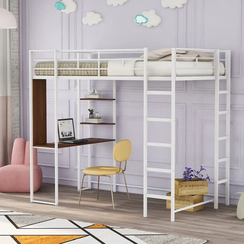 Lit mezzanine simple en métal avec bureau intégré, étagères et barrières de sécurité