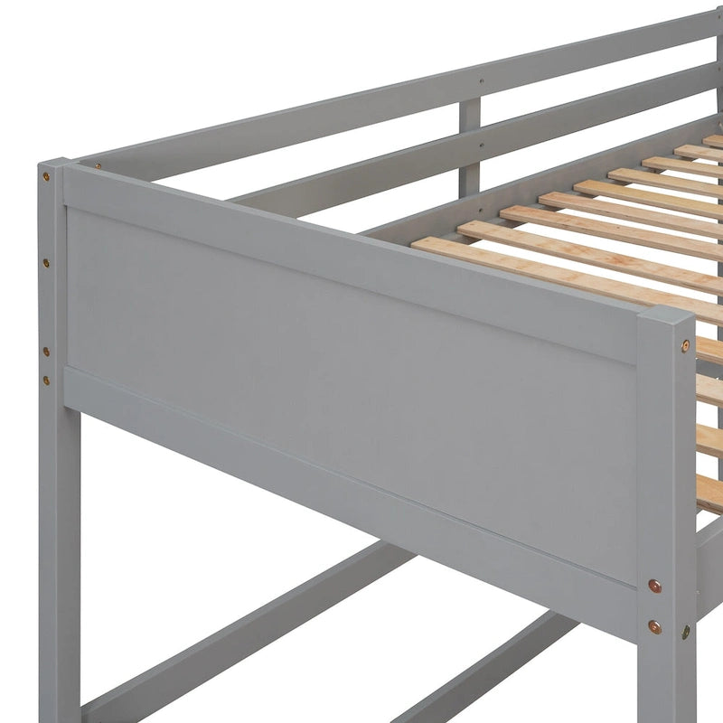 Lit mezzanine simple en pin massif avec échelle et barrières de sécurité