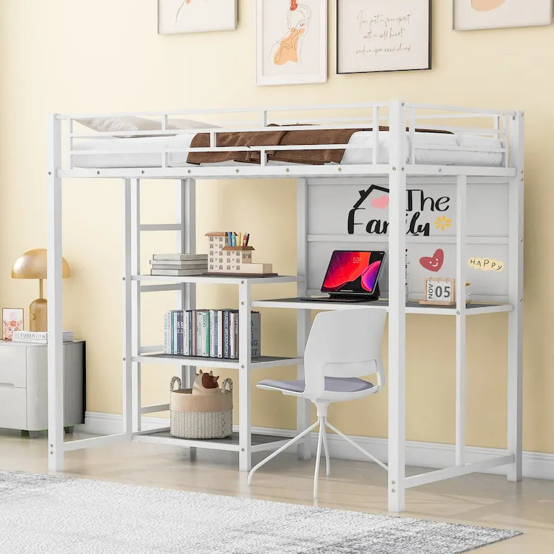Lit mezzanine simple en métal avec bureau, tableau blanc, étagères et échelle