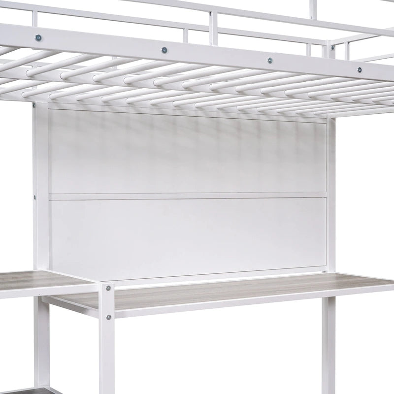 Lit mezzanine simple en métal avec bureau, tableau blanc, étagères et échelle